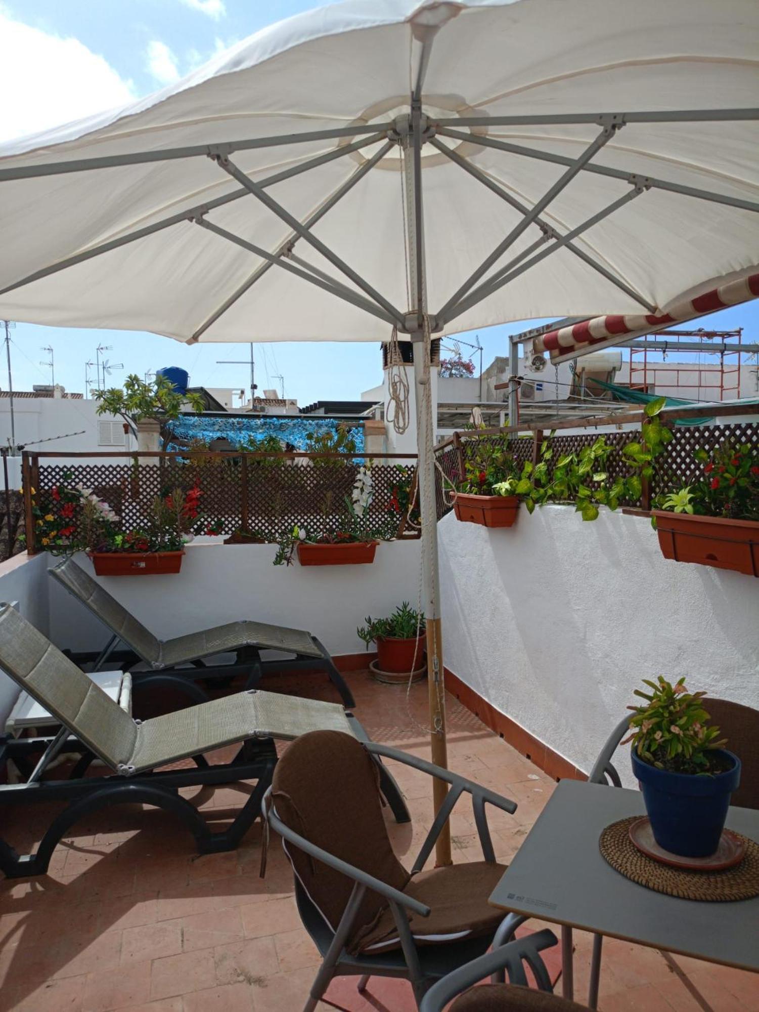 Apto Centro Historico Medieval Estepona Luaran gambar